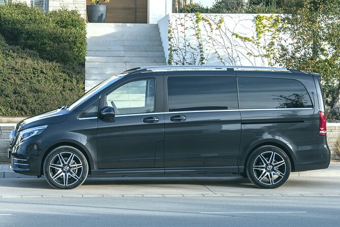 Departure Transfer: Rome to Fiumicino Airport FCO by Luxury Van - The Benefits of Booking with Proven Service