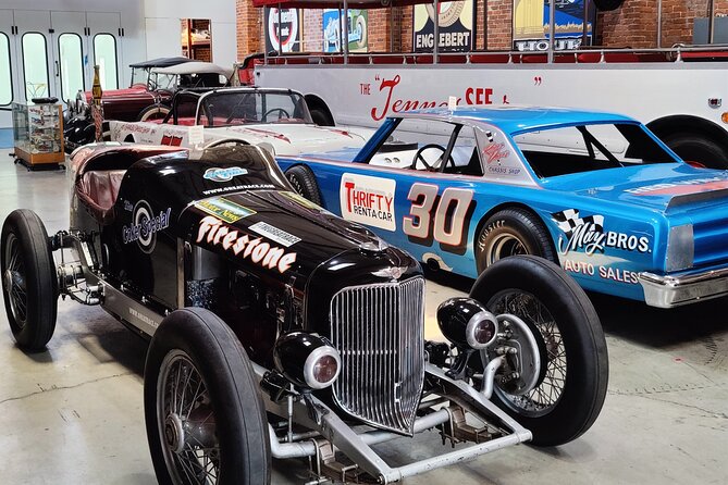 Derailed: Trolley Tour and Train Ride in Chattanooga - Logistics, Meeting Point, and Group Size