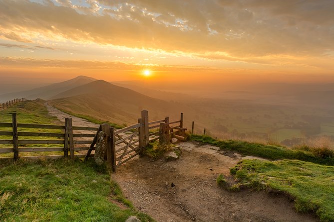 Derbyshire & the Peak District from Manchester - Castleton’s Traditional Charm and Valley Views