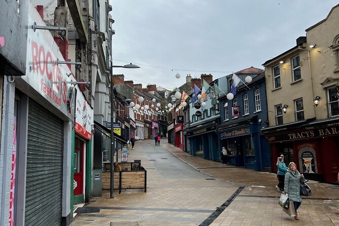 Derrie Danders: Unveiling Derry's Dark & Haunted Past Audio Tour - Key Points