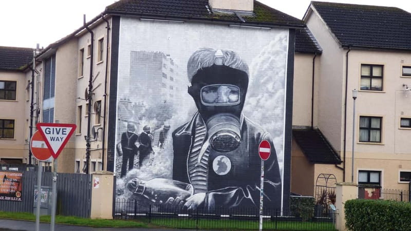 Derry: Bloody Sunday and Bogside Murals Walking Tour - Value and Booking Flexibility