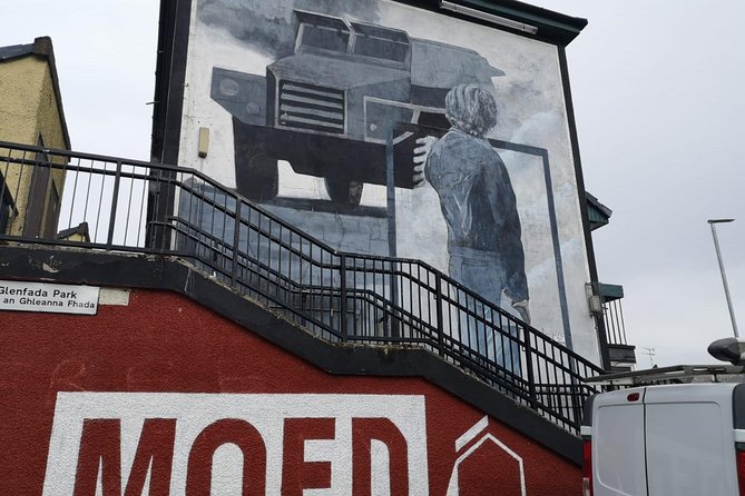 Derry City: The Bloody Sunday Story - Walking Tour - The Personal Connection of the Tour Guide