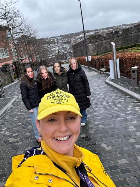 Derry: Guided Derry Girls TV Show Public Tour - Why the Derry Girls TV Show Public Tour Stands Out