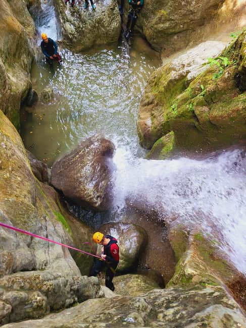 Descent of the Versoud canyon - Discover the Versoud canyon for an exhilarating family-friendly adventure