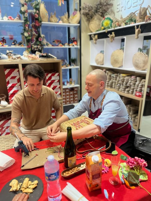 Design and Craft a Raffia Bag in Barcelona - Discover Barcelona’s Unique Raffia Bag-making Tradition