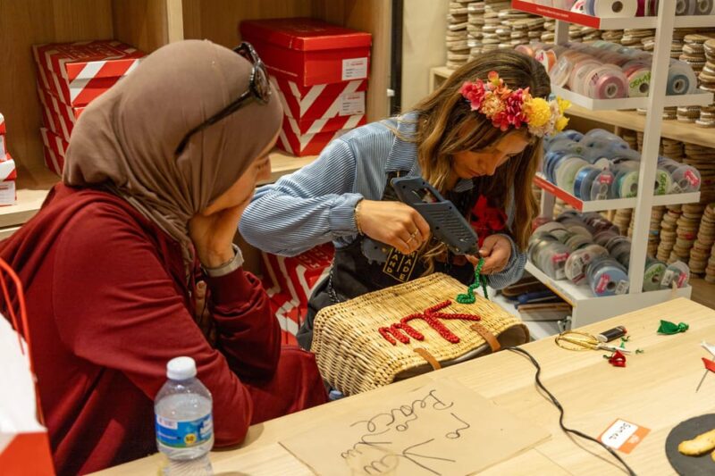 Design and Craft a Raffia Bag in Barcelona - Why This Raffia Bag Workshop Excels in Barcelona