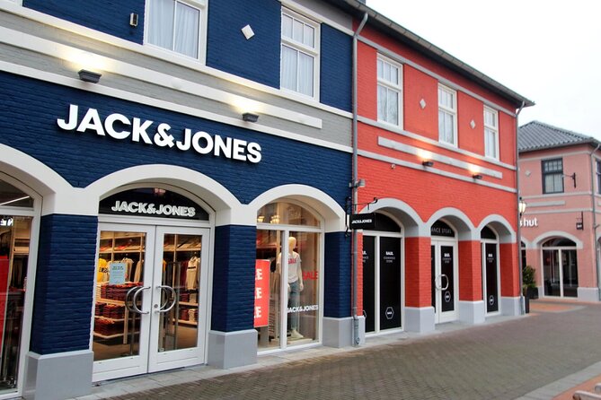 Designer Outlet Roermond Private Day Tour From Amsterdam - How the Tour Ensures a Hassle-Free Trip