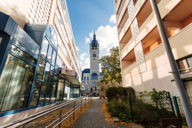 Dessau: Climbing the town hall tower - Key Points
