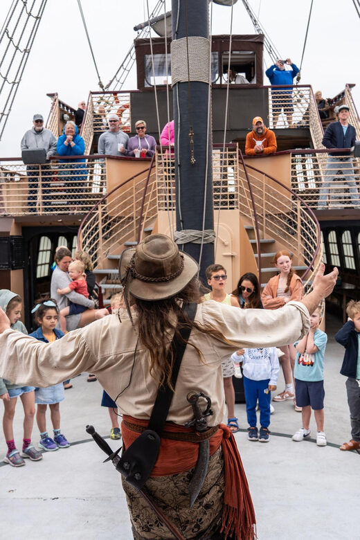Destin: Buccaneer Pirate Cruise - Key Points