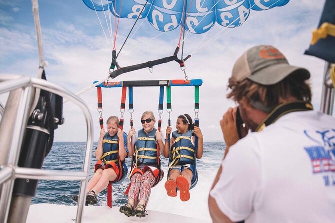 Destin Parasailing Trips - Soar Over Destin Waterways with a 1-Hour Parasailing Adventure