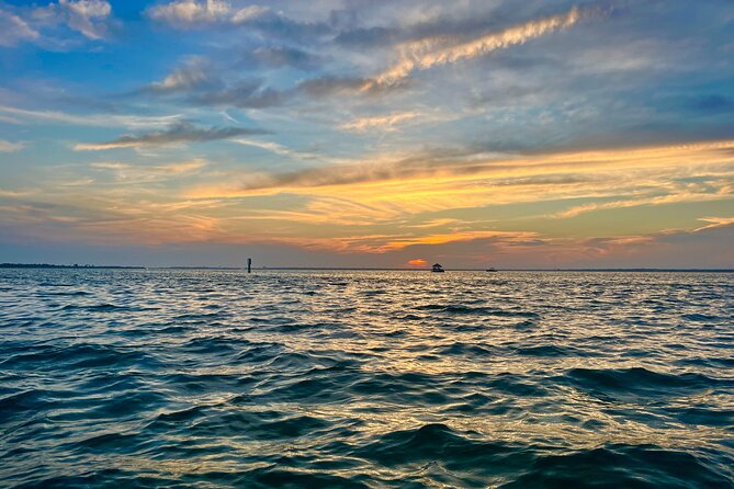 Destin Sunset Cruise on the Hopper - The Spacious 22 Luxury Pontoon for Comfort and Fun