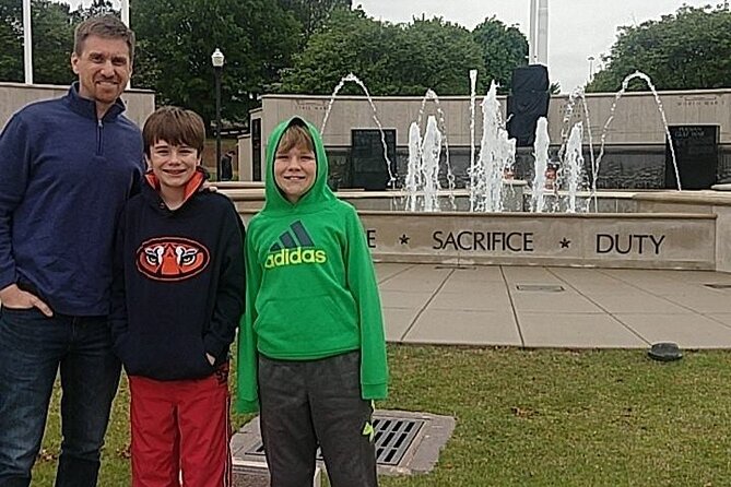 Detroit City Scavenger Hunt by Operation City Quest - Family-Friendly Fun with Challenges and Photos