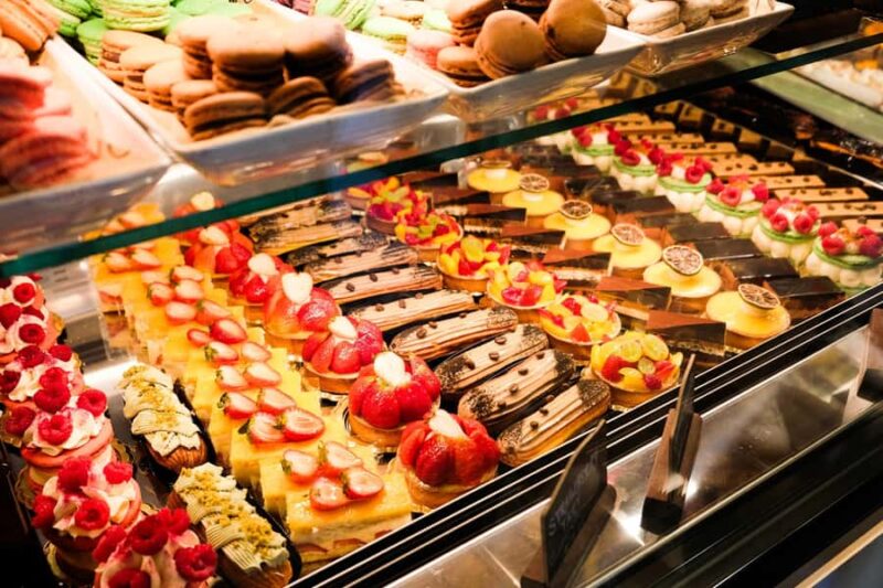 Detroit: Donuts, Pastries & Sweet Treats Walking Tour - Key Points