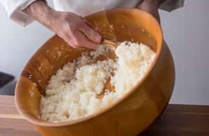 Detroit: Fun Sushi-Making Class with Local Chef - Relaxed Atmosphere with Drinks and Social Vibe