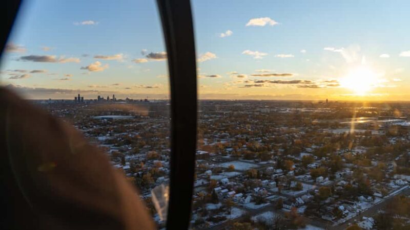 Detroit: Helicopter Rides Over City Landmarks - Safety and Practical Considerations During the Tour