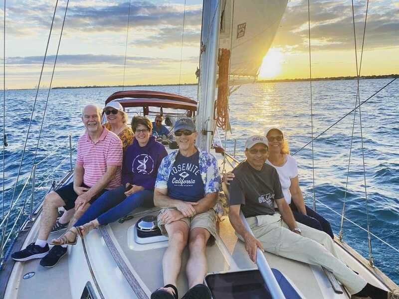 Detroit: Lake St. Clair Boat Cruise with Choice of Vessel - What to Expect During the 2-Hour Cruise