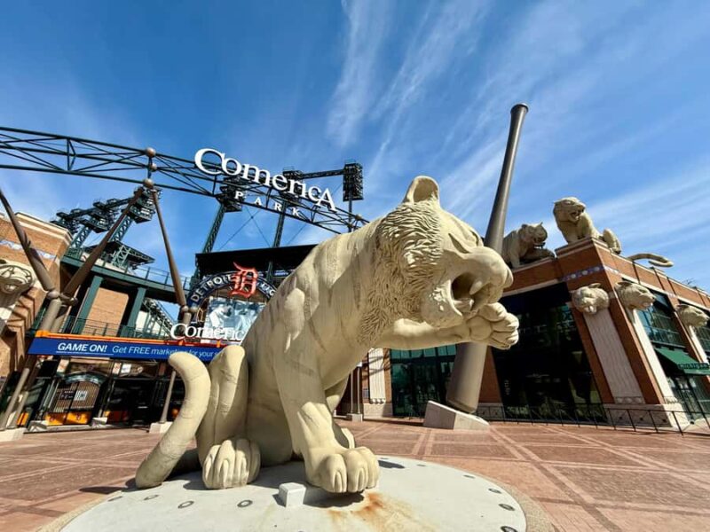 Detroit: Taste the Heart of Motor City Walking Food Tour - Iconic Detroit Comfort Foods and Local Flavors