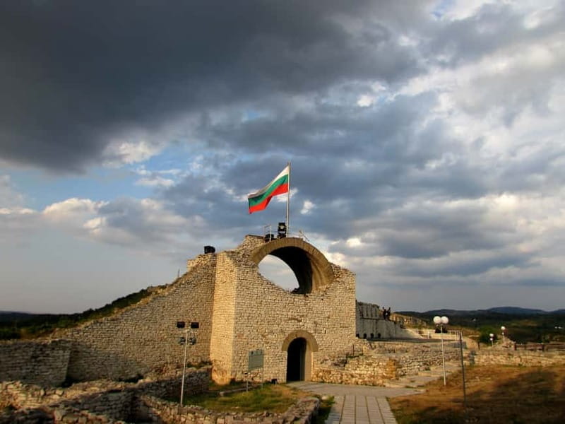 Devetaki, Krushuna & Lovech Tour - Lunch Break in Lovech or Nearby