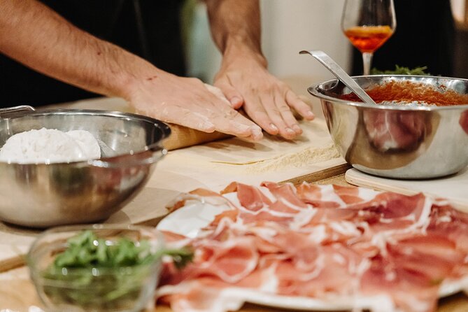 Devour Rome Wine & Pizza Making Class in Trastevere Neighborhood - Unlimited Wine and Beer in a Cozy Setting