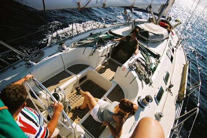 Dia island : Small Group Sailing Trip to Dia Island with Lunch - Indulging in an Organic Crete Lunch