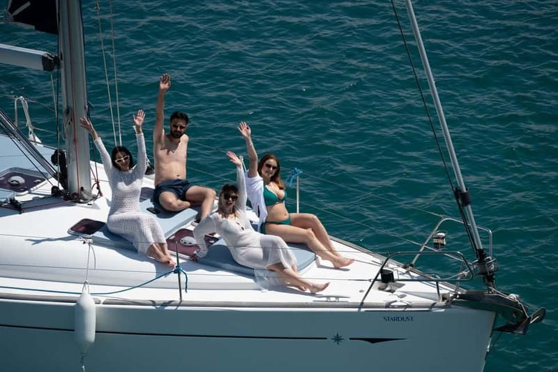 Dia Sailing Cruise With All-inclusive Meal And Drinks - The One-Hour Voyage to Dia Island