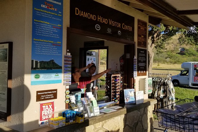 Diamond Head Crater - Navigating the Self-Guided Hike with a Map and Park Entrance Fees