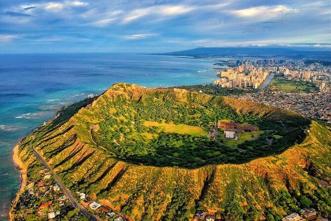 Diamond Head Hiking Tour with Ticket and Reservation Inclusion - Key Points
