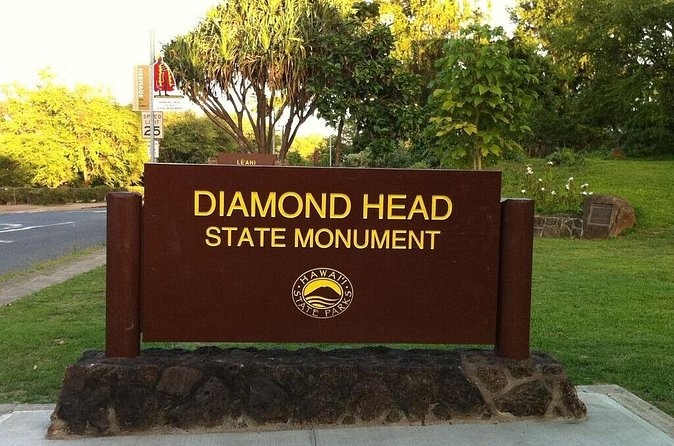 Diamond Head Hiking Tour with Ticket and Reservation Inclusion - Practical Aspects: Logistics and Accessibility