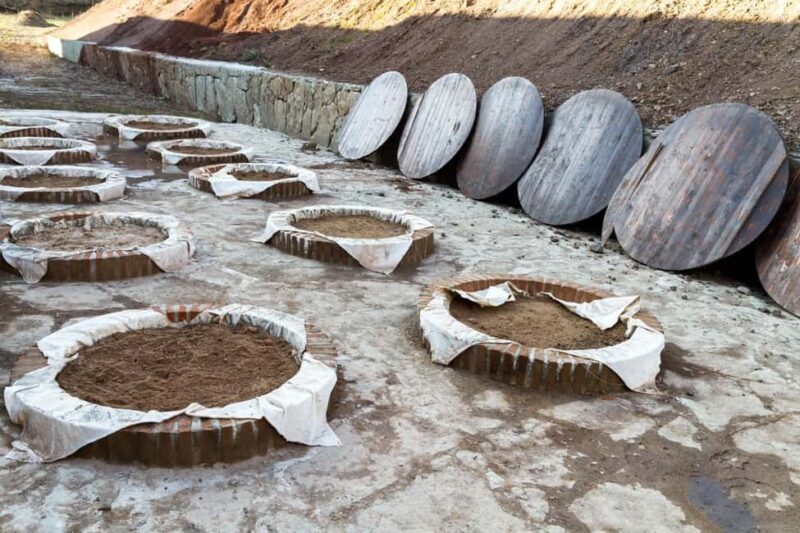 Dilijan: Armenian Wine Tasting at ACOL Ethnic Manor - The Unique Art of Clay Amphora Winemaking