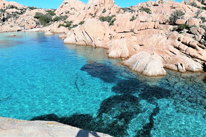 Dinghy Rental with Skipper in the Maddalena Archipelago - Dining Options and Onboard Comfort