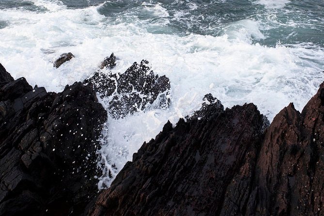 Dingle Peninsula Day Tour from Killarney: Including The Wild Altanic Way - Scenic Highlights Along the Wild Atlantic Way