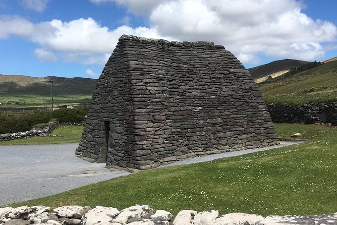 Dingle Peninsula & Slea Head Private Day Tour - Gallarus Oratory: Ireland’s 8th Century Religious Landmark
