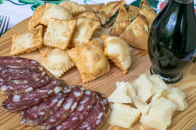 Dining experience at a local's home in Parma with show cooking - Indulge in a Four-Course Parma Gourmet Meal