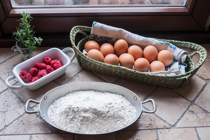Dining Experience at a local's Home in Sant'Agnello with Show Cooking - Logistics and How the Experience Unfolds