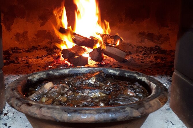 Dining Experience with local family - Learning Traditional Azorean Food Preparation Techniques