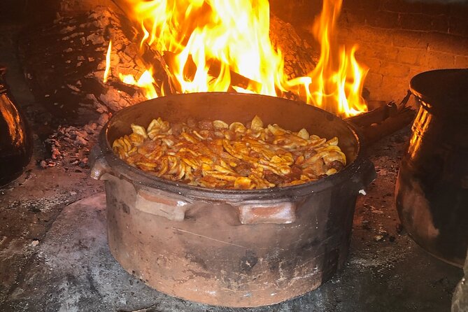 Dinner in Monopoli with the authentic Flavours of Puglia - Cooking in the Old Stone Oven and Terracotta Pans