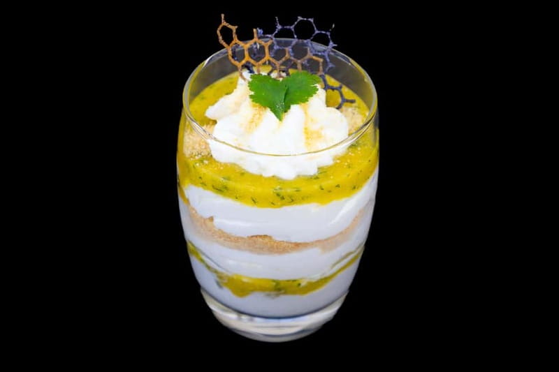 Dinner & Lights - Budapest Evening Cruise - Cruising Past Budapest’s Most Famous Landmarks