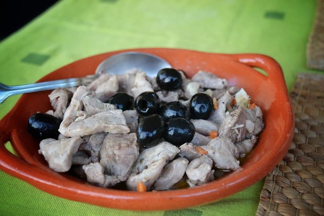 DINNER OR TAPAS in a Poruguese Home - Logistics: Convenient Meeting Point and Clear Timing