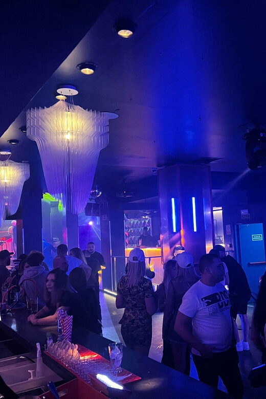 Disco night at Samsara, calle de la Cruz, 7, Madrid - Meeting Point and Entry Logistics