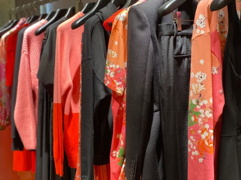 Discount Couture: ultimate Paris Shopping 2h30 walking tour - Comparing This Tour to Other Paris Shopping Options