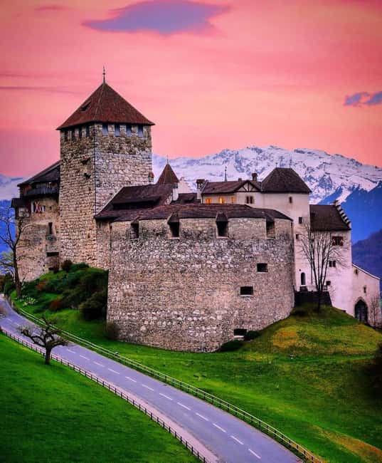 Discover 4 Countries in One Day from Basel in Small Group - Scenic Drive to Bregenz on Lake Constance