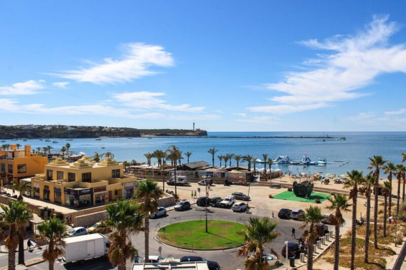 Discover Algarve: A Day Journey from Lisbon. - Key Points