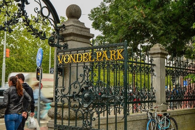 Discover Amsterdam Vondelpark in this Outside Escape city game! - Key Points