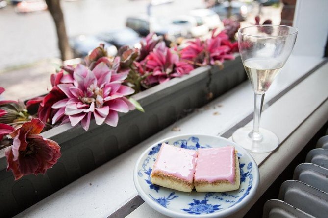 Discover Amsterdam's Culinary Scene: Morning Food Tour - The Experience of a Small Group Food Tour
