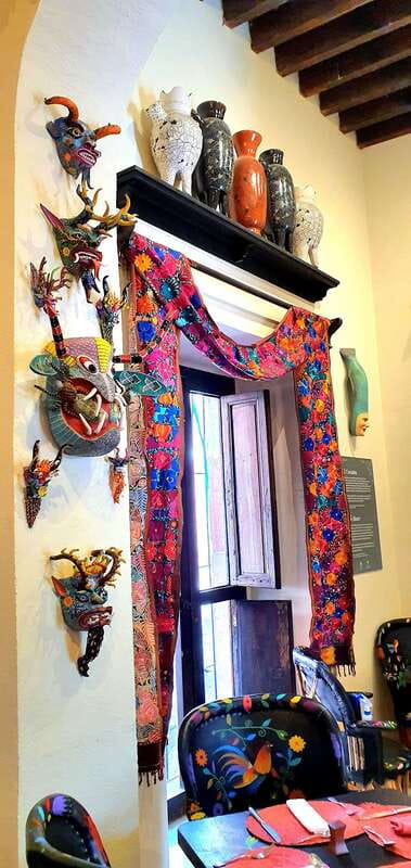 Discover and Explore San Miguel de Allende - How the Tour Begins at the Iconic Parroquia de San Miguel Arcángel