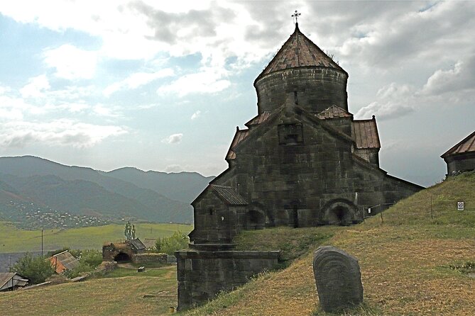 Discover Armenia: Tbilisi- Akhpat-Dilijan-Sevan-Yerevan-Tbilisi - Visiting the Historic Haghpat Monastery