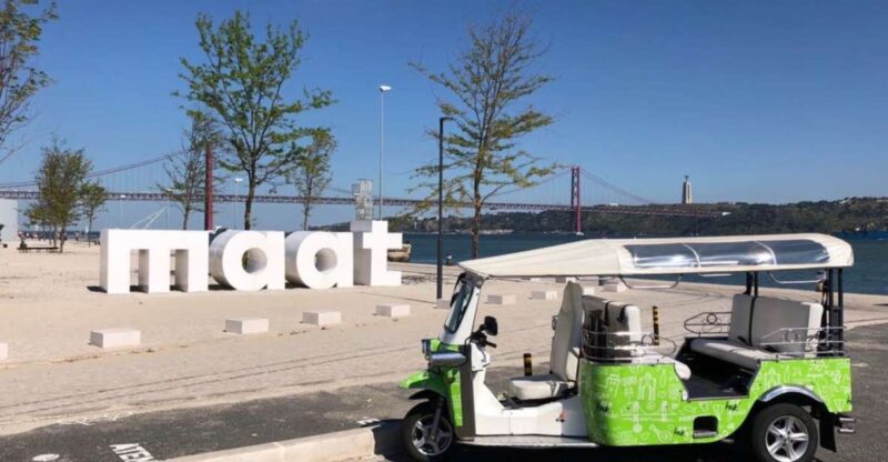 Discover Belém in Lisbon in 2H00 : Private Tuk-Tuk Tour - Sampling the World-Famous Pastel de Belém