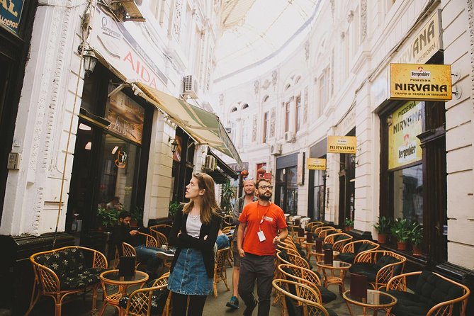 Discover Bucharest: Private Highlights and Traditional Food Tour - Lunch and Drinks in a Charming Bucharest Restaurant