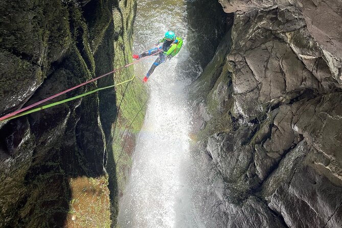 Discover Canyoning in Dollar Glen - Activities: Jumps, Slides, and Waterfalls