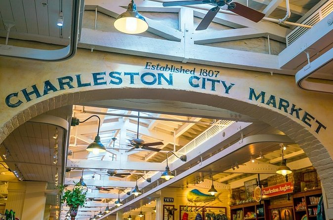 Discover Charleston's History Tour - Logistics and Accessibility of the Tour